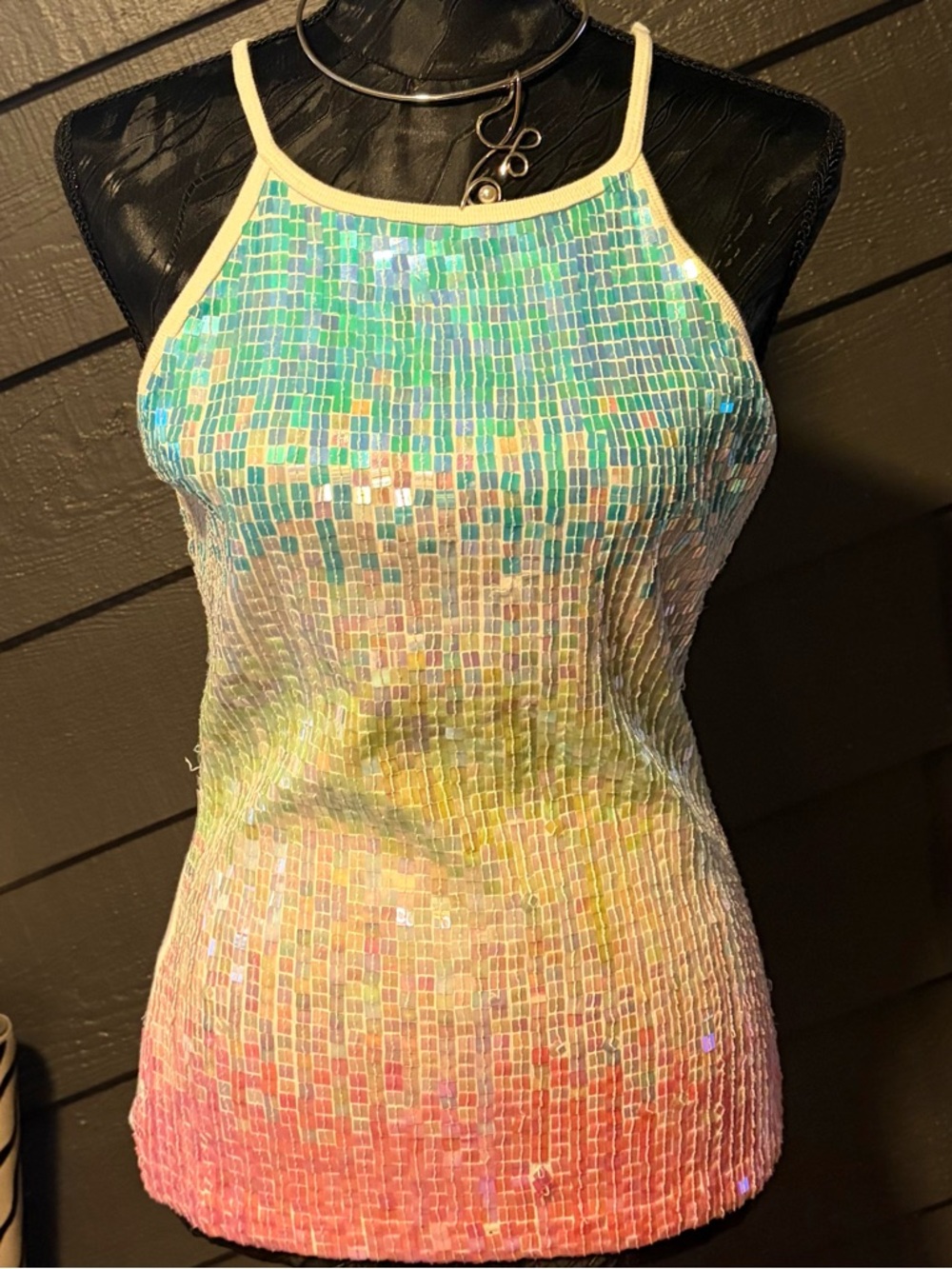 BCBGMaxAzria Black and White Top Label Detail